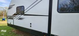 2022 Dutchmen Coleman Light 3215BH, $ 32,500