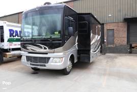 2015 Fleetwood Bounder 34T, $ 67,000