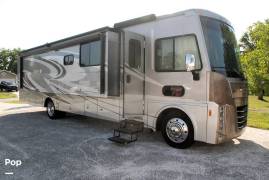 2017 Winnebago Sunova 36Z, $ 81,900