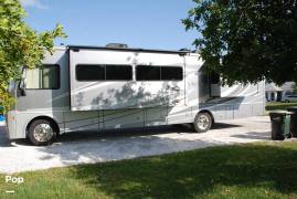 2017 Winnebago Sunova 36Z, $ 81,900