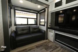 2022 Redwood RV Redwood 4150RD, $ 106,900