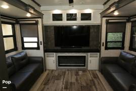 2022 Redwood RV Redwood 4150RD, $ 106,900