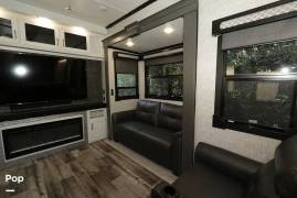 2022 Redwood RV Redwood 4150RD, $ 106,900