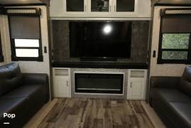 2022 Redwood RV Redwood 4150RD, $ 106,900
