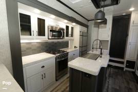 2022 Redwood RV Redwood 4150RD, $ 106,900