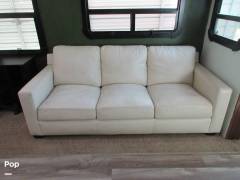 2013 CrossRoads Redwood 40KB, $ 50,000