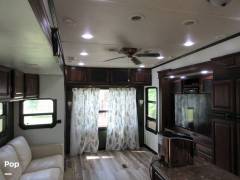 2013 CrossRoads Redwood 40KB, $ 50,000