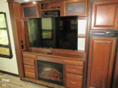 2013 CrossRoads Redwood 40KB, $ 50,000