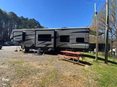 2016 Keystone Carbon 347, $ 39,900