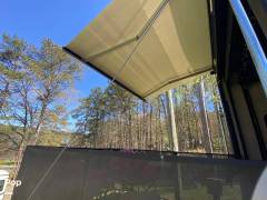 2016 Keystone Carbon 347, $ 39,900