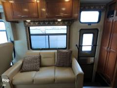 2019 Coachmen Pursuit Precision 27DS, $ 55,000