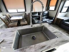 2020 Forest River Crusader 381MBH, $ 33,500