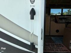 2017 Thor Motor Coach Chateau 31W, $ 54,900