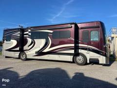 2017 Thor Motor Coach Venetian G36, $ 124,000