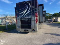 2017 Thor Motor Coach Venetian G36, $ 124,000