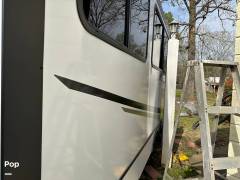 2022 CrossRoads Sunset Trail 330SI, $ 44,450