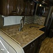2017 Thor Motor Coach Challenger 37YT, $ 75,995
