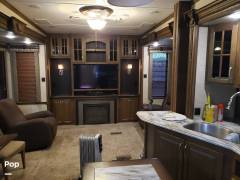2015 Keystone Alpine 3536 RE, $ 37,500