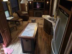 2015 Keystone Alpine 3536 RE, $ 37,500