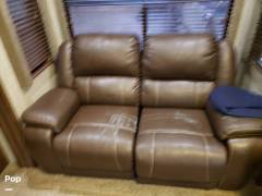 2015 Keystone Alpine 3536 RE, $ 37,500