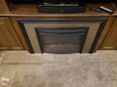 2015 Keystone Alpine 3536 RE, $ 37,500