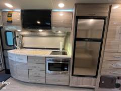 2021 Thor Motor Coach Delano 24FB, $ 130,000
