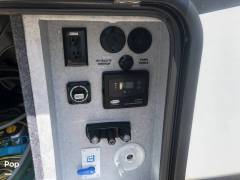 2022 Winnebago Voyage 2427RB, $ 31,400