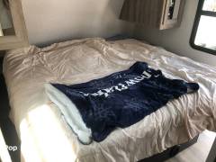 2022 Winnebago Voyage 2427RB, $ 31,400