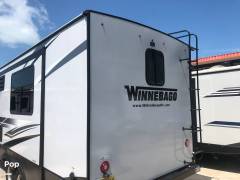 2022 Winnebago Voyage 2427RB, $ 31,400