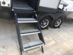 2022 Winnebago Voyage 2427RB, $ 31,400
