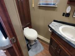 2015 Newmar Canyon Star 3610, $ 80,000