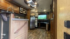 2016 Keystone Montana 3820FK, $ 42,500