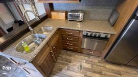 2016 Keystone Montana 3820FK, $ 42,500
