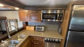 2016 Keystone Montana 3820FK, $ 42,500