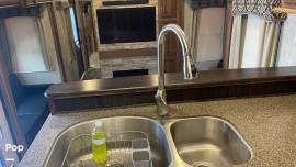 2016 Keystone Montana 3820FK, $ 42,500