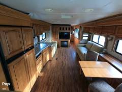 2010 Winnebago Journey 40L, $ 89,995