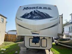 2015 Keystone Montana 3725RL, $ 29,500