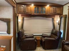 2015 Keystone Montana 3725RL, $ 29,500