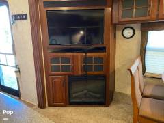 2015 Keystone Montana 3725RL, $ 29,500
