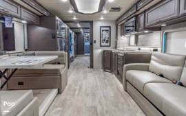 2022 Thor Motor Coach Aria 4000, $ 265,000