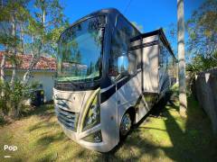 2022 Thor Motor Coach Miramar 34.6, $ 143,000