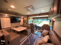 2022 Thor Motor Coach Miramar 34.6, $ 143,000