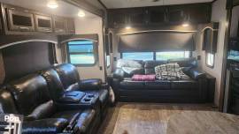 2018 KZ Durango 325RLT, $ 43,500