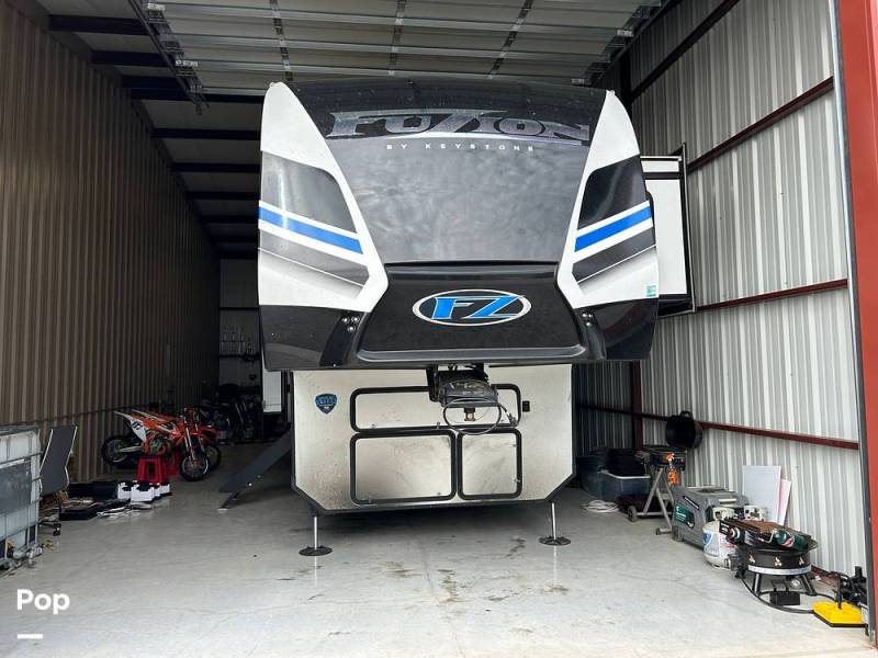 2022 Keystone Fuzion 428, $ 94,500