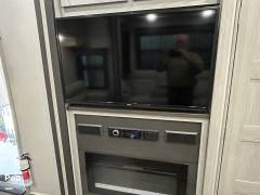 2022 Keystone Fuzion 428, $ 94,500