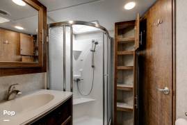 2015 CrossRoads Carriage 40RL, $ 40,000