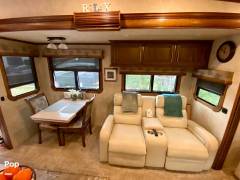 2015 CrossRoads Carriage 40RL, $ 40,000