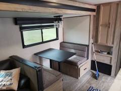 2021 Cherokee Alpha Wolf 33BHL, $ 40,000