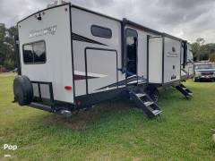 2021 Cherokee Alpha Wolf 33BHL, $ 40,000