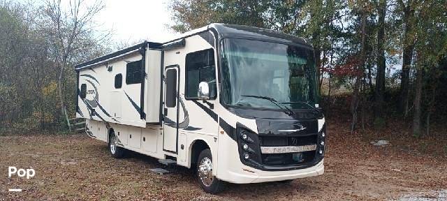 2022 Entegra Vision XL 34G, $ 131,900